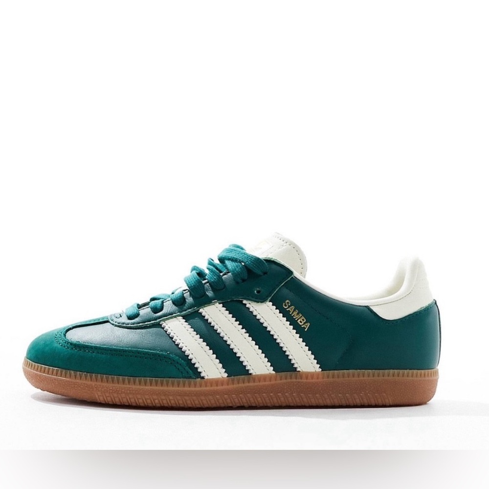 NWT in Box. Adidas Collegiate Green Sambas!